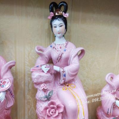 Bô tượng Cầm Kỳ Thi Họa